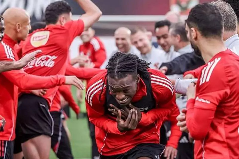 مصدر ليلا كورة: الأهلي يرسل قيمة إعارة كامويش إلى ترومسو 